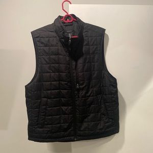 Van Heusen polyester vest men’s large